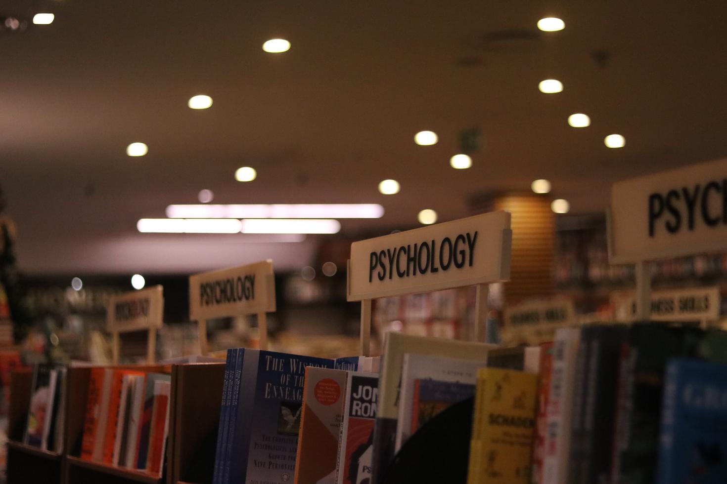alicia-christin-Psychology books section-unsplash_prof hero