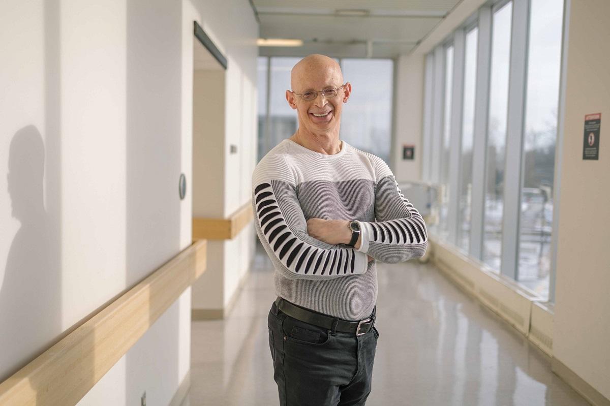 Le dr Paul MacPherson
