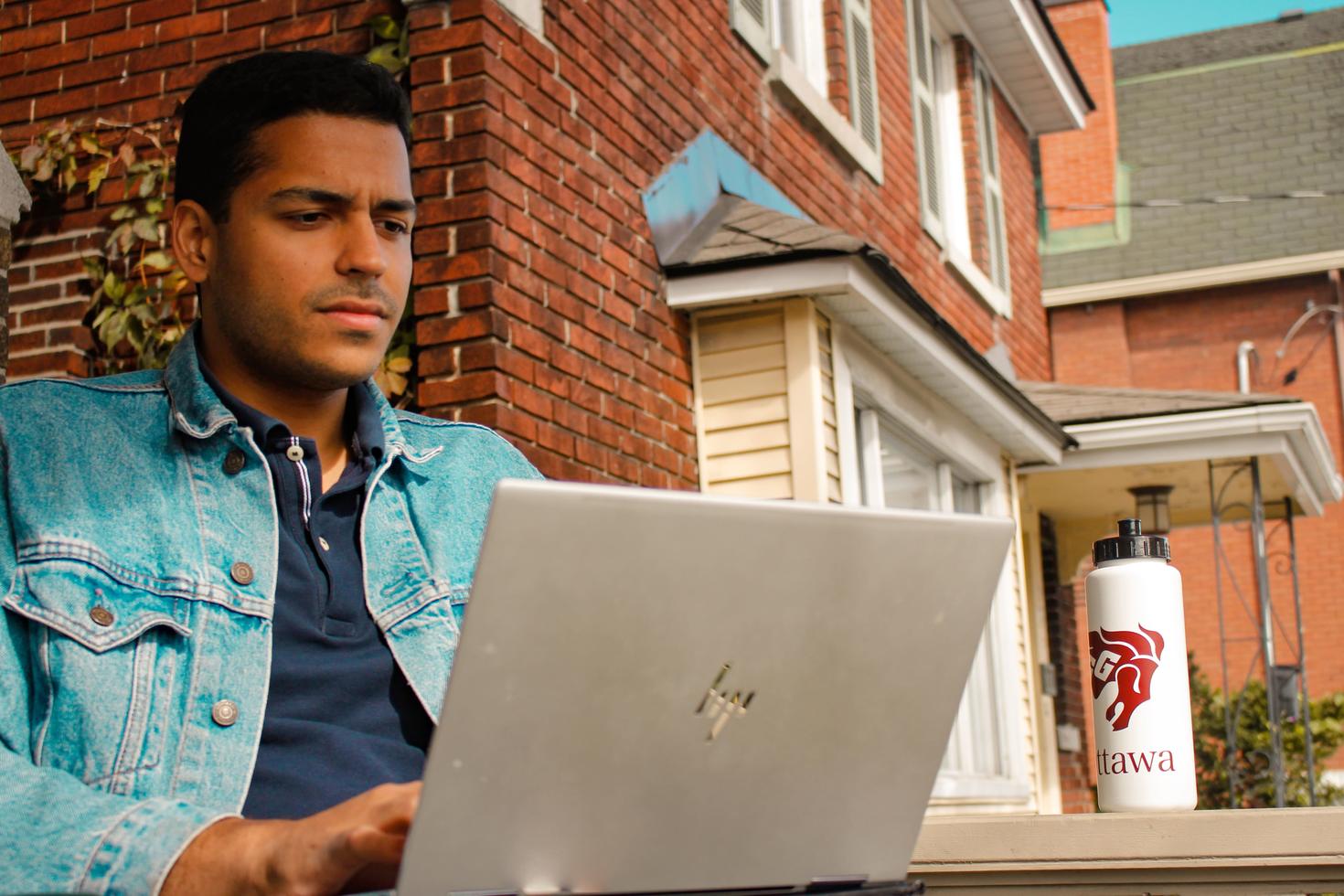 Student interviewing online