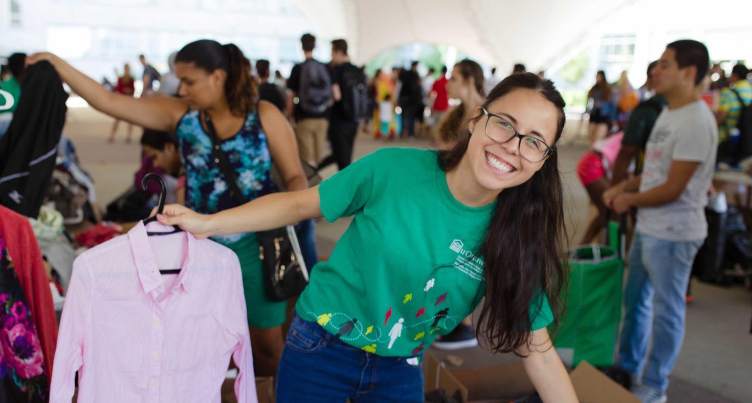 Student volunteering at Free store event